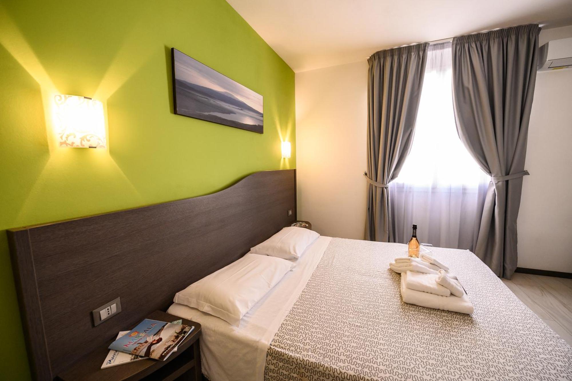 Hotel Rainbow Resort Марсала Екстериор снимка