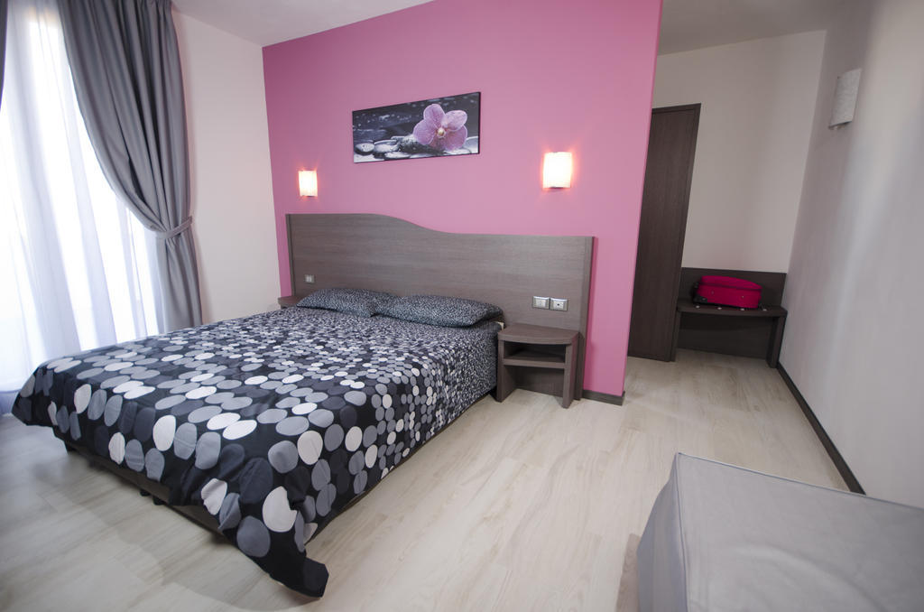 Hotel Rainbow Resort Марсала Стая снимка